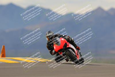 media/Sep-11-2022-SoCal Trackdays (Sun) [[81b7e951af]]/Turn 9 (930am)/